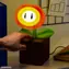 Paladone Super Mario Fire Flower / Lampa stołowa / LED / Sterowanie dotykowe / Zasilacz USB / 25 cm