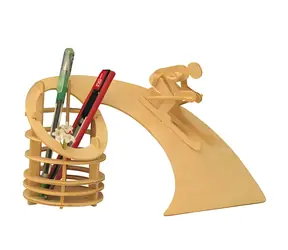 Kit DO KONSTRUKCJI Z Woodcraft Puzzle 3D Stojak na ołówki Zejście / od 5 lat / Poziom trudności: łatwy
