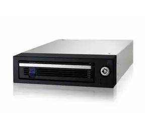 Icy Dock MB876SK-B czarny / uchwyt dysku twardego / 3,5" SATA / do zatoki 5,25" / SATA 3 Gb/s