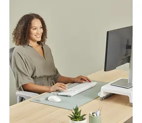 Fellowes Breyta sage / Podkładka pod nadgarstek pod klawiaturę / Silikon / 470×60×17.5 mm / 190 g