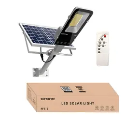 Lampa ścienna solarna Superfire FF5-E / 897 W / 2000 lm / 20000 mAh