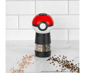 Uncanny Brand Młynek do soli i pieprzu Pokémon Poké Ball / Młynek / Elektryczny / Motyw Pokémon