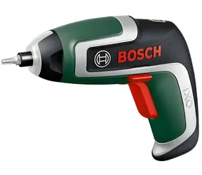 Zestaw rocznicowy BOSCH IXO 7 zielono-czarny / Wkrętarka akumulatorowa z akcesoriami / 3,6 V / 2,0 Ah Li- ION / zestaw bitów / pudełko