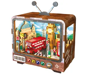 Drewniane puzzle 3D 2KIDS TOYS Retro TV Londyn / Miniaturowa scena / Oświetlenie LED / 100 elementów / 12+ lat