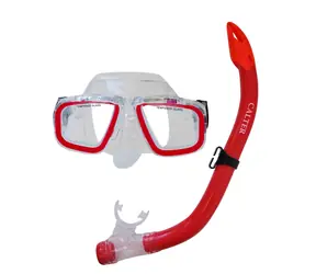 Zestaw do nurkowania CALTER JUNIOR S9301+M229 czerwony / Fajka i maska / PVC