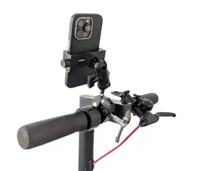 Eljet TitanFlex Pro czarny / Uchwyt na telefon rowerowy / Nośność 2 kg / Kierownica 1-4 cm / Regulowany kąt