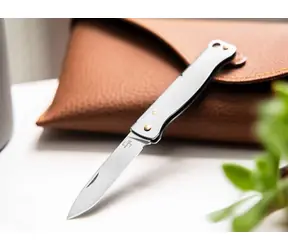 Böker PLUS Atlas Mini srebrny / Nóż kieszonkowy / Ostrze Drop Point / Stal 12C27 / 11 g