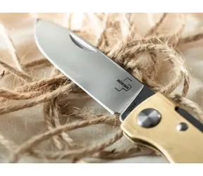 Boker Atlas Brass / Scyzoryk / ostrze 7 cm / rękojeść mosiężna / stal Sandvik 12C27