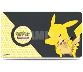 Gamepad ULTRA PRO Pokémon Pikachu / 60 x 34 cm / Powierzchnia tekstylna / Gumowy, antypoślizgowy spód