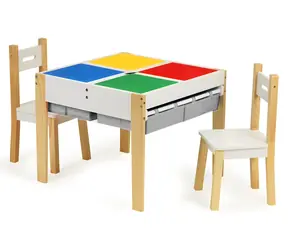 ECOTOYS Drewniany stolik dziecięcy z planszą do gry i dwoma krzesełkami / Meble dziecięce / Lita sosna / 60,5x60,5x50 cm