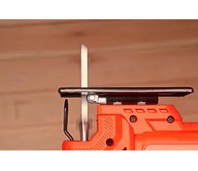 Black&Decker BES603-QS / Piła szablasta / 400 W / Skok 18 mm / Zmienna prędkość