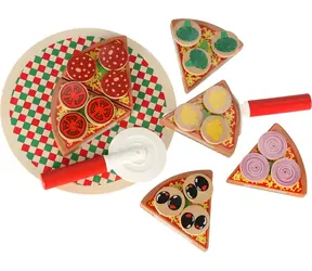 KIK Drewniana pizza z akcesoriami / Gra kulinarna / 27 elementów / drewno