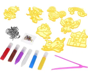 Zestaw do robienia wisiorków JOKOMISIADA / Zestaw kreatywny / 8 szablonów / Błyszczące kryształy / Pęseta i łańcuszki