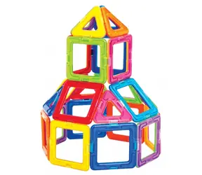 Magnetyczny zestaw konstrukcyjny Basic 30 elementów / Magnesy dla dzieci / Kreatywna zabawka