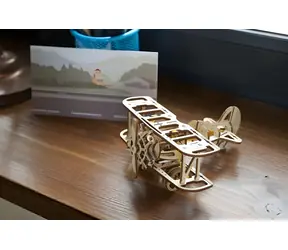 Drewniana układanka mechaniczna Ugears 3D Mini dwupłatowiec / od 8 lat / Poziom trudności: niski