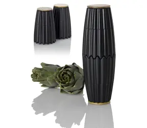 AdHoc MagTwo czarny / Młynek do soli i pieprzu / magnetyczny / ceramiczny mechanizm mielący / 19,5 cm