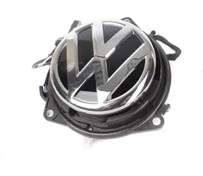 KEETEC BC VW-84 / Kamera parkingowa w logo VW / VW GOLF V, GOLF VI, Passat CC, Sharan II / IP67 / 170°