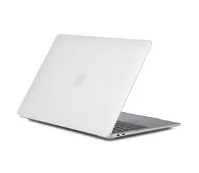 eSTUFF Okładka twarda matowa / matowa do MacBooka Pro 16" / przezroczysta