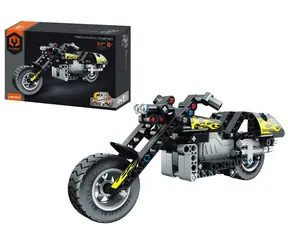 Zestaw do budowy motocykla chopper MECHANICAL MASTER / 183 elementy / Napęd pullback / od 6 lat