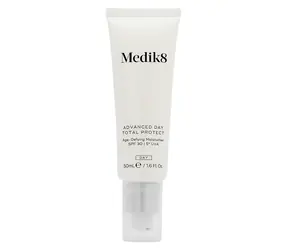 Medik8 Advanced Day Total Protect Krem nawilżający na dzień przeciw oznakom starzenia 50 ml