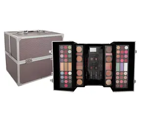 2K Super Model Beauty Train Case Dekoracyjna kaseta 122,6 g Platinum