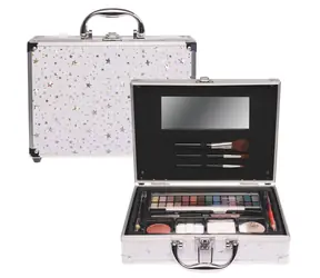 MAC TOYS Kosmetyczka średnia biała / od 5 lat