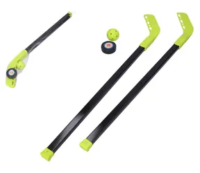Zestaw kijów hokejowych WIKY z krążkiem i piłką / 2 szt. / 83 cm / Plastik / od 3 lat