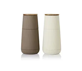 AdHoc SCAPE brązowo-beżowy / Zestaw młynków do soli i pieprzu / Mechanizm ceramiczny CeraCut® / dąb/tworzywo sztuczne / wysokość 12,3 cm