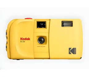 Kodak EC35 Butter Yellow + Ultra Max 24 Exp / Aparat filmowy