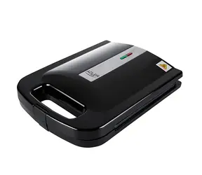 Adler AD 3055 czarny / opiekacz do kanapek / 2000W / 4 kanapki 