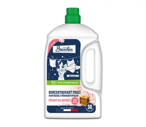 Briochin Koncentrowany detergent z naturalnym mydłem, zapach kwiatowy, 50 dawek, 2,27 l / Skuteczny w usuwaniu plam;