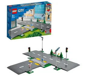 LEGO® City 60304 Skrzyżowanie / Liczba elementów: 112 / od 5 lat