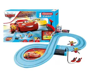 Carrera 63037 FIRST CARS Friends Race / Tor samochodowy / Długość toru 2,4 m / od 3 lat