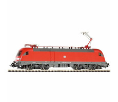 Piko 57916 El. lokomotywa Taurus z 2 pantografami DB AG VI / Skala: H0 (1:87) / Długość: 221 mm / Promień: 358 mm 