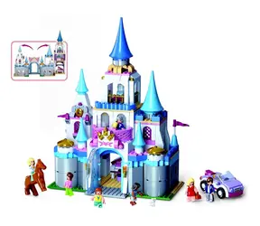 Sluban Girls Dream Holidays M38-B0610 Romantyczny zamek / Kompatybilny z Lego / Liczba figurek|sztuk: 6|818 / od 6 lat