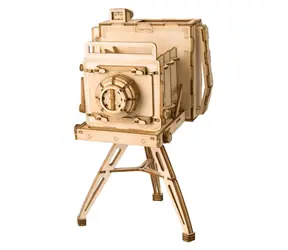 Drewniane puzzle 3D Robotime Kamera historyczna / od 8 lat / 140 elementów / Poziom trudności: niski