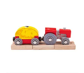 Ciągnik Bigjigs Rail Red z platformą / od 3 lat