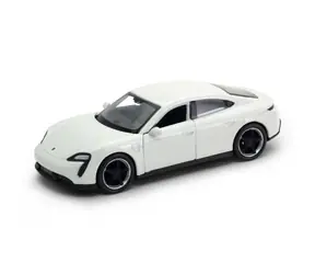Welly Porsche Taycan Turbo S biały / 1:34 / od 3 lat