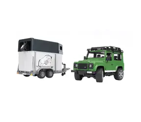 Bruder 2592 Land Rover z przyczepą na konie, w tym 1 koń / 1:16 / od 4 lat
