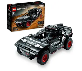 LEGO® Technic 42160 Audi RS Q e-tron / Ilość elementów: 914 / od 10 lat