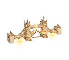 Drewniane puzzle 3D Robotime Tower Bridge podświetlane / od 14 lat / 113 elementów / Poziom trudności: średni 