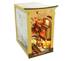 2Kids Toys Zarezerwuj przystanek wakacje Sakura / od 14 lat