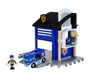 Komisariat policji Brio ze światłem i dźwiękiem / od 3 lat 