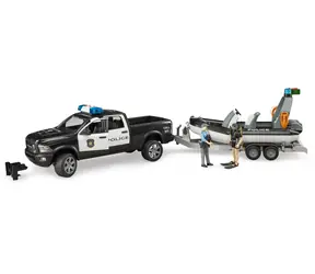 Policyjny pickup Bruder 02507 RAM z przyczepą i łódką / od 4 lat