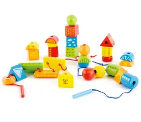 Hape Koraliki do nawlekania o geometrycznych kształtach / od 3 lat 