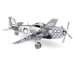 Puzzle 3D Metal Earth Samolot Mustang P-51 / 12 sztuk / od 14 lat