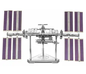 Puzzle 3D Metal Earth Międzynarodowa Stacja Kosmiczna / 118 elementów / od 14 lat