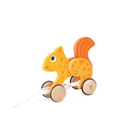 Hape Pull-along Squirrel / od 1 roku