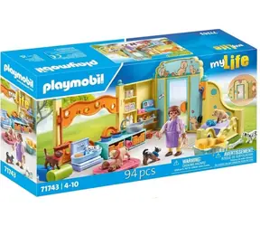 Playmobil® My Life 71743 Centrum opieki nad szczeniakami / Liczba elementów: 94 / od 4 lat