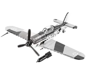 Cobi 5871 II WW Focke-Wulf Fw 190 F-8, 1:48, 170 KM